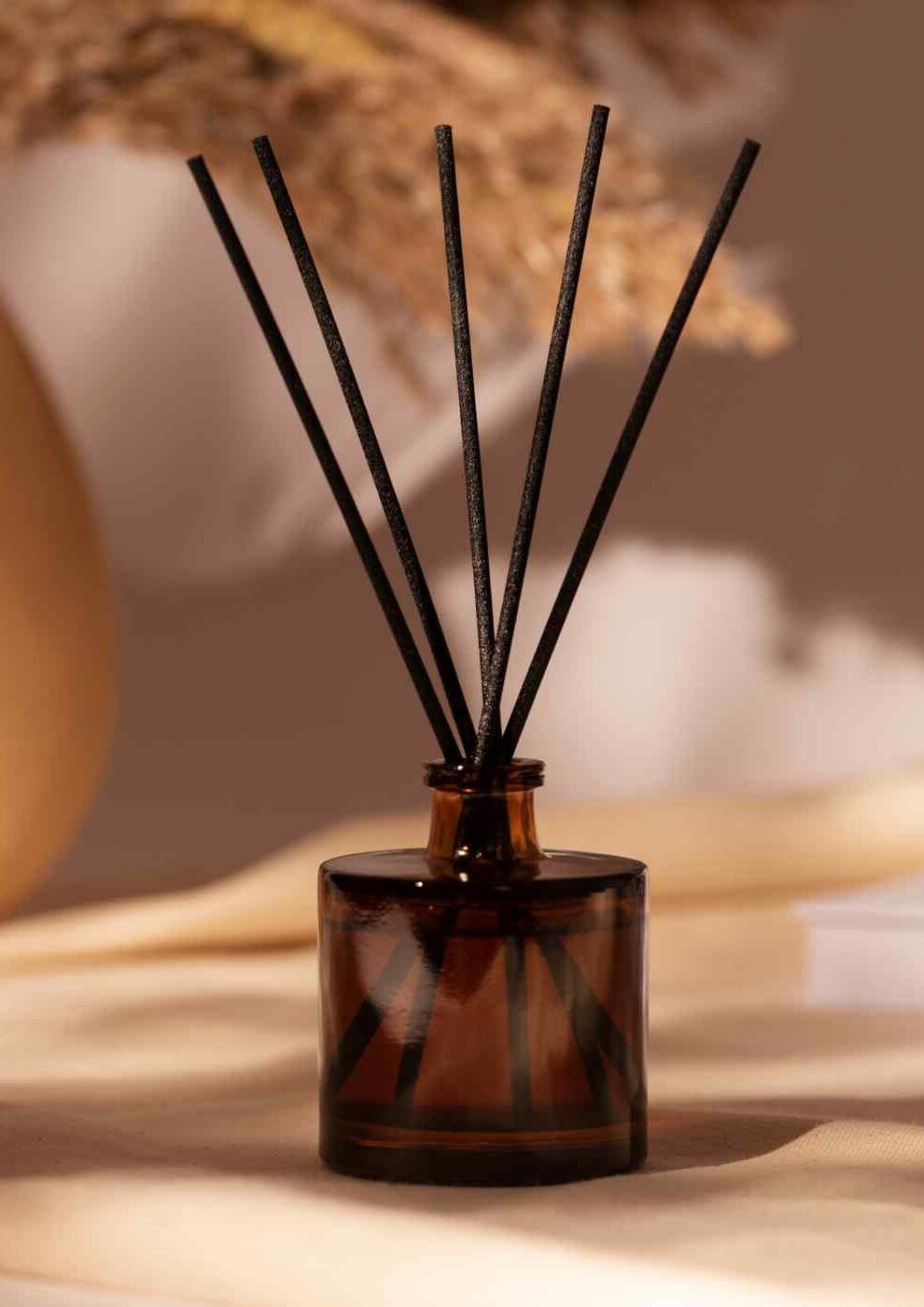 https://aboziad-shaheen.com/wp-content/uploads/2023/11/hover_product_03-990x1400.jpg